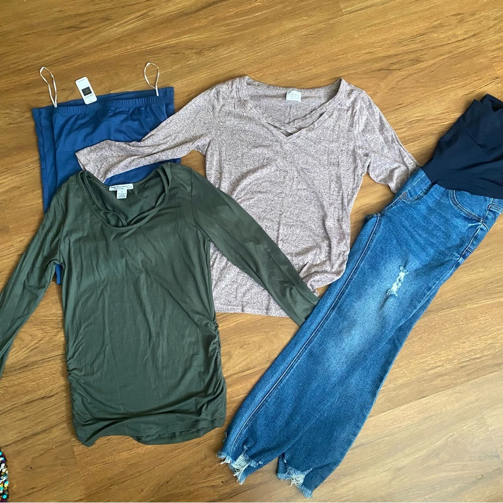 Maternity Clothes Bundle sz Small